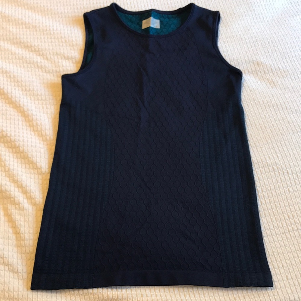 Athleta navy workout tank top